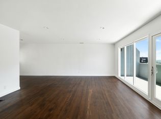 1128 Larrabee St APT 4, West Hollywood, CA 90069