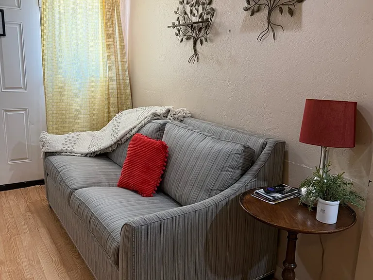 712 E Pierce St #3 — Photo 9