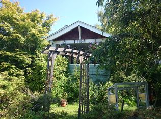 9256 47th Ave SW, Seattle, WA 98136