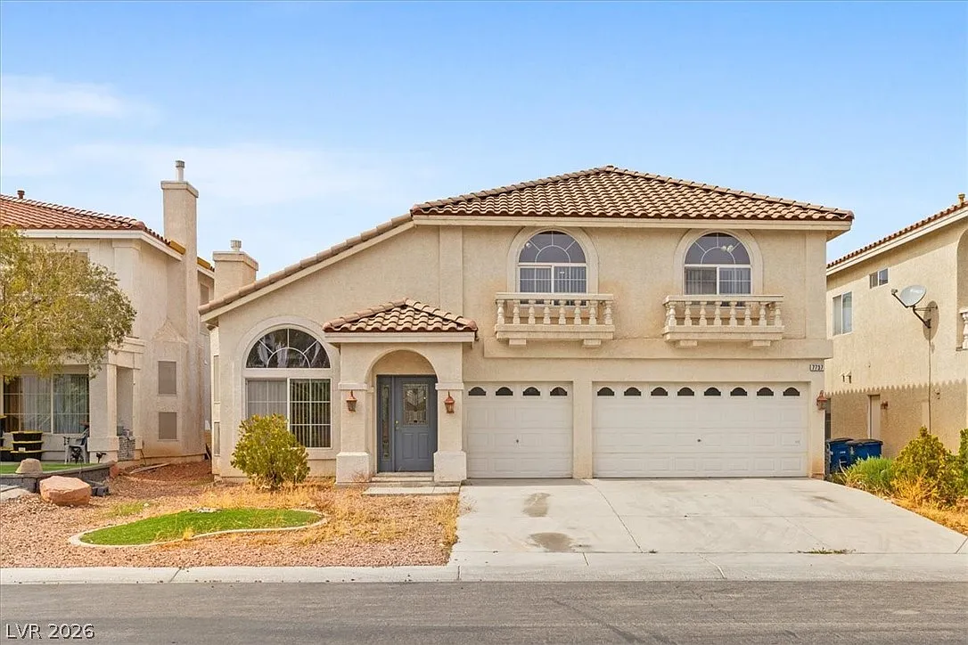 4 bed, 2.5 bath, 2324 sqft, $2,295 — Photo 1