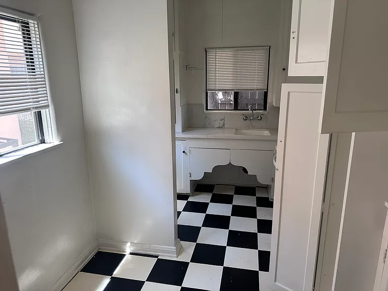 748 S Marengo Ave #748 — Photo 7