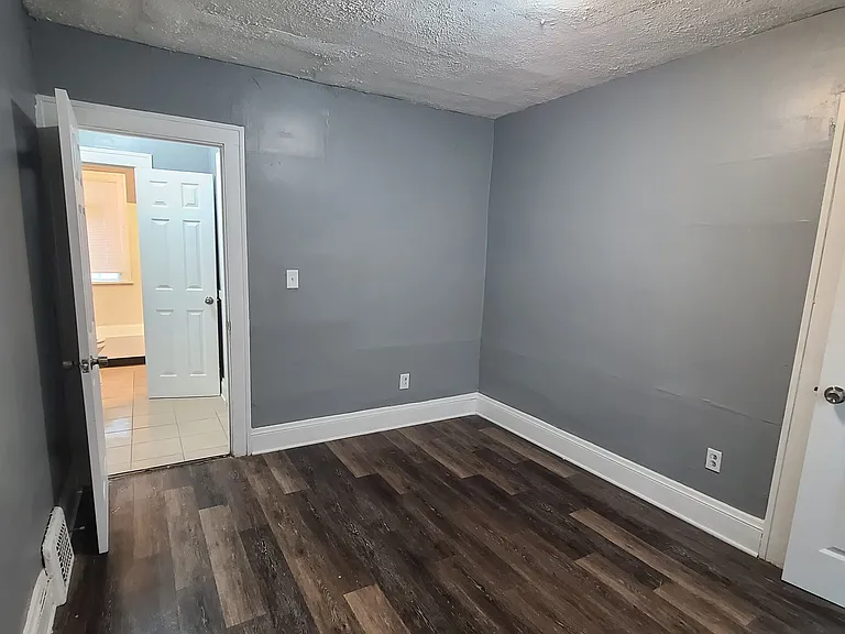 3055 E 121st St #2 — Photo 16