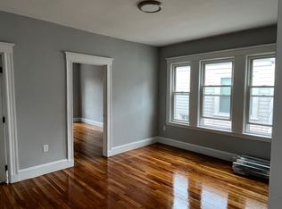 3 Bardwell St FLOOR 1, Jamaica Plain, MA 02130