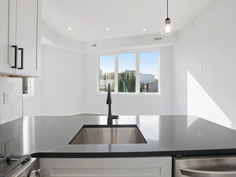 2301 Frankford Ave — Photo 28