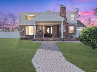 820 Southern Parkway, Uniondale, NY 11553