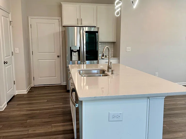 6608 Mezzo Ln — Photo 25