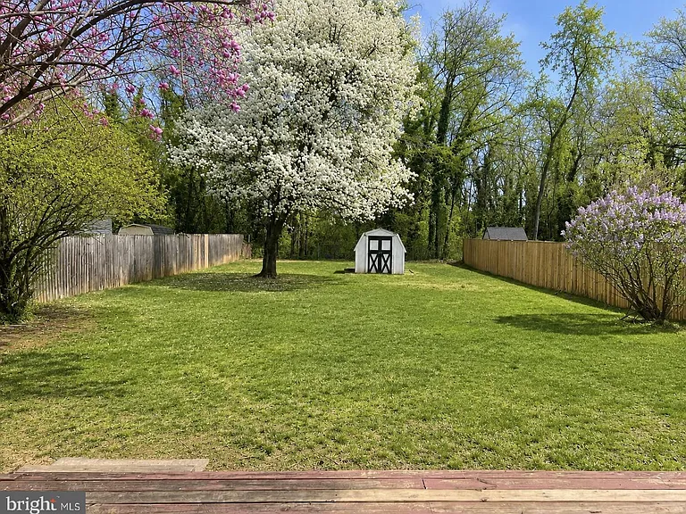 26 Byrd Ave — Photo 2