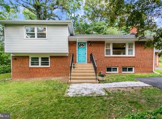 3905 Chanel Rd, Annandale, VA 22003