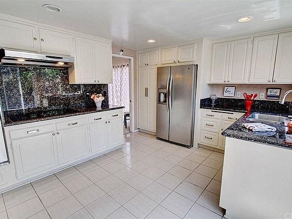 4th image of 8312 Furman Ave