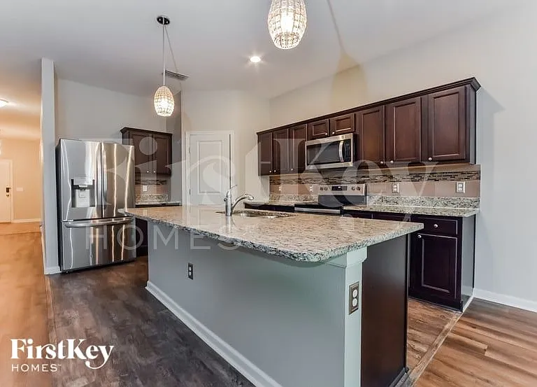 876 Orchid Grove Blvd — Photo 4