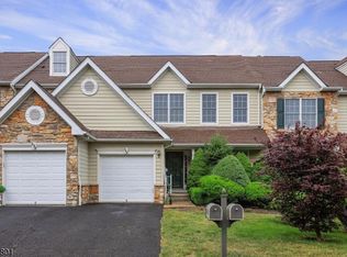240 Patriot Hill Dr, Basking Ridge, NJ 07920