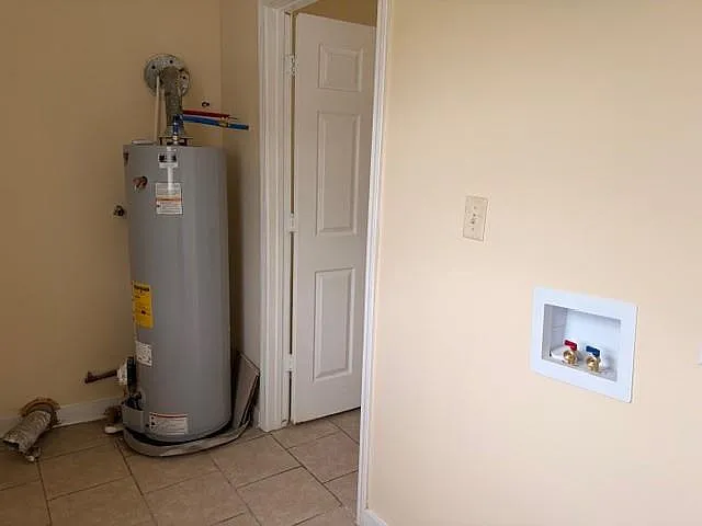 216 N Salcedo St — Photo 14