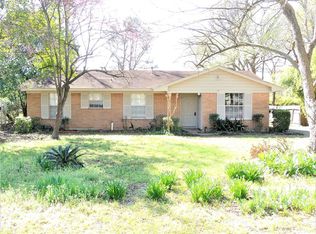 8825 Friendship Rd, Houston, TX 77080