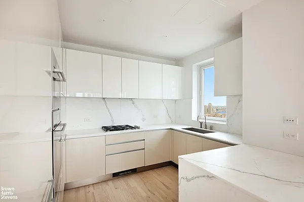 Rented by Brown Harris Stevens | media 9