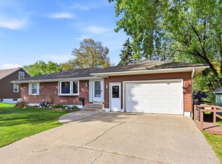 149 49th Ave NE, Fridley, MN 55421