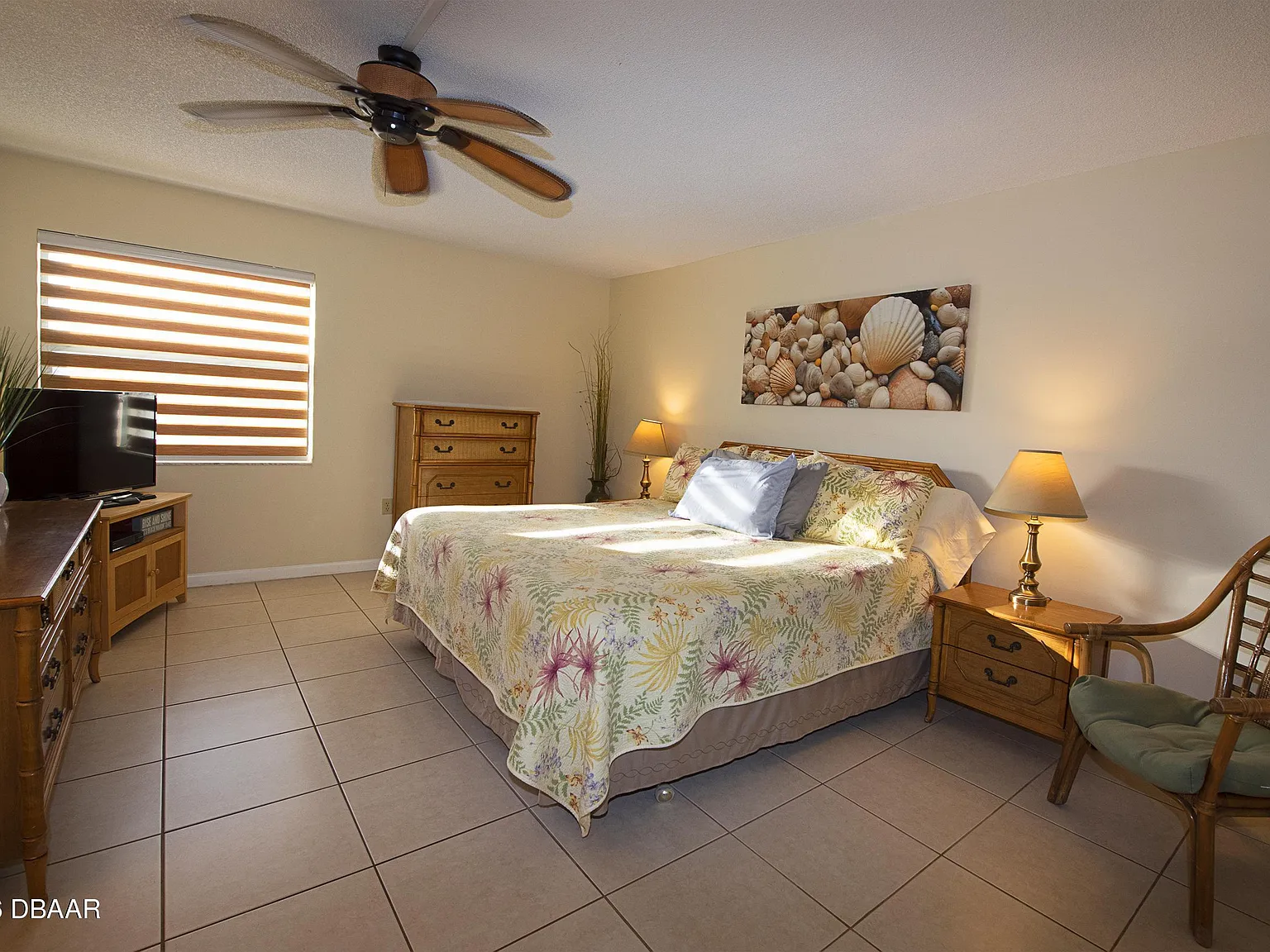 2 bed, 2.0 bath, 1080 sqft, $4,125 — Photo 2
