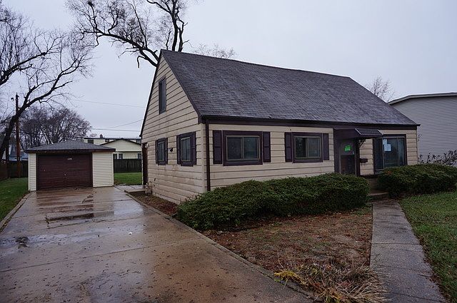 1st image of 844 N Roy Ave