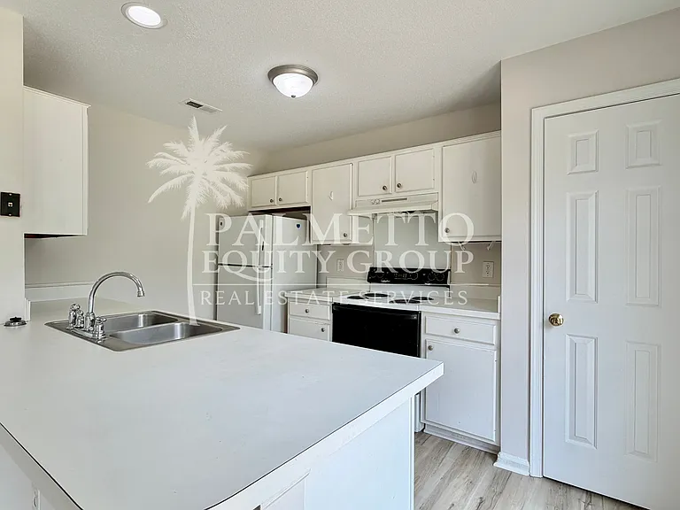 700 Brushy Fork Dr — Photo 5