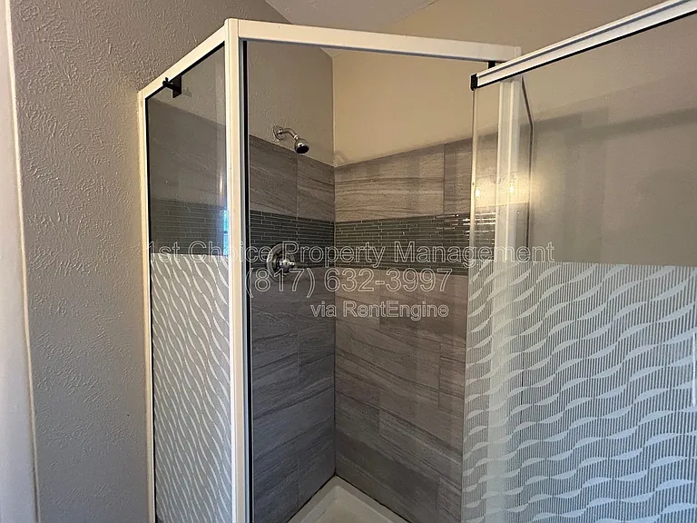 5929 Gayle Dr — Photo 24