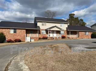 56 Bell Rd #B, La Fayette, GA 30728