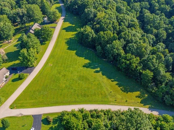 483 Blueberry Rd, Sturgis, KY 42459