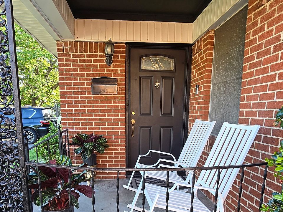 1st image of 1415 Gillette St