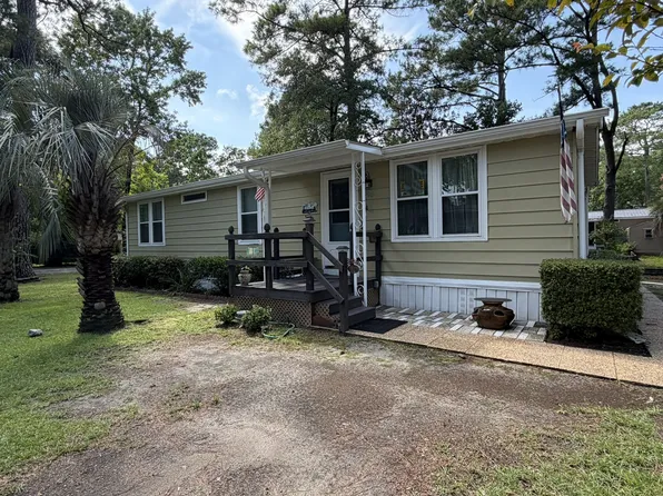 2996 Emory Trl #151, Murrells Inlet, SC 29576