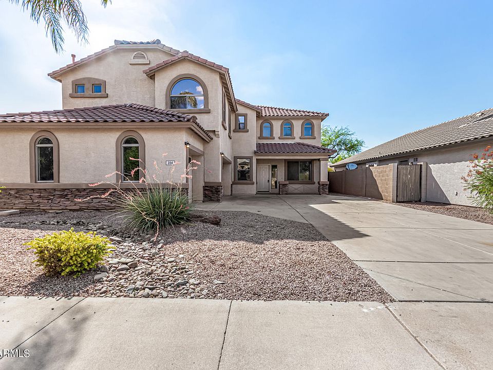 1st image of 206 E CLAIRIDGE Drive