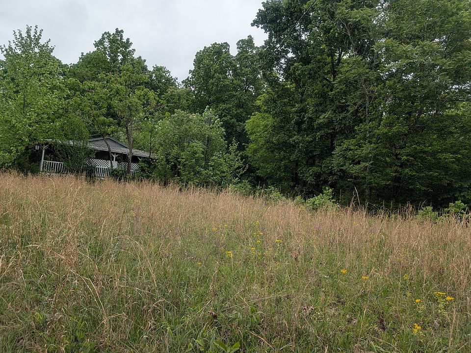 2nd image of 1475 Holland Rd