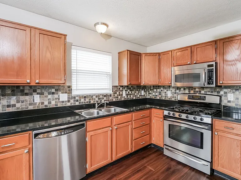 5341 Waterton Lakes Dr — Photo 10