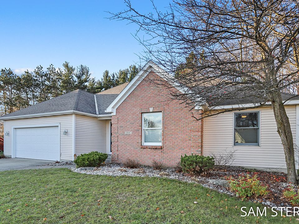 1st image of 11047 Pinecreek Ct