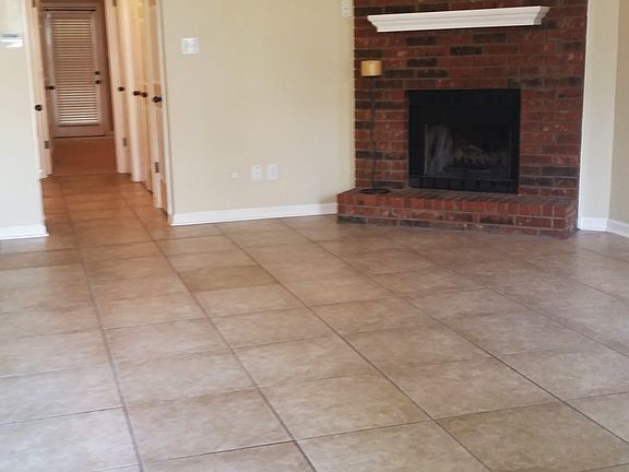 Living Room (View 1)