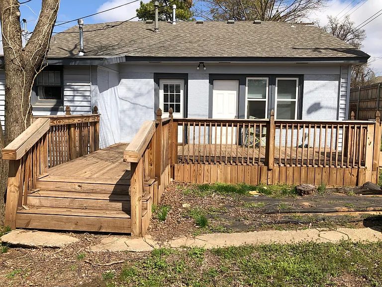 1312 NW 11th St — Photo 15
