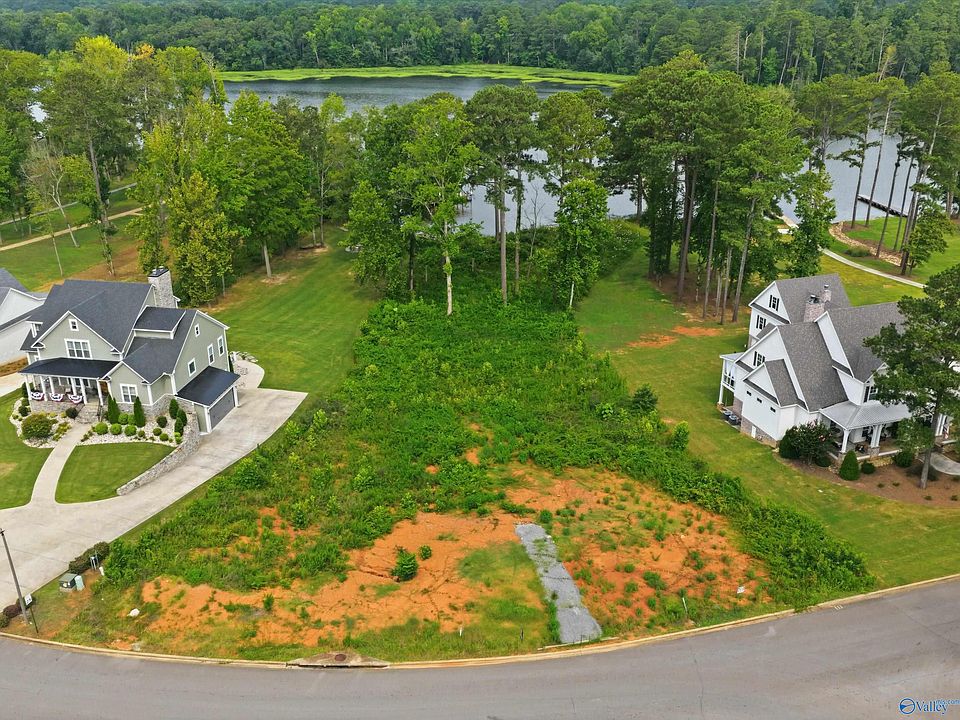 1st image of 629 Goosepond Island Dr