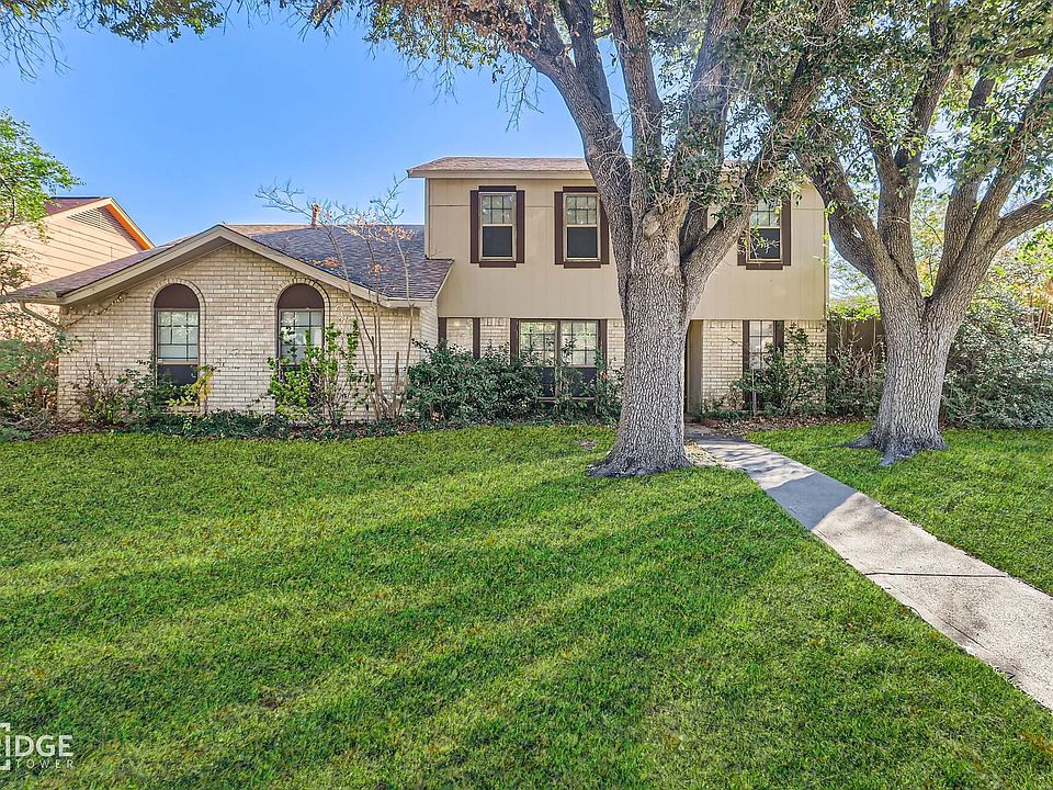 1st image of 303 Trailridge Dr