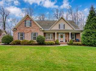 8805 E Pepper Ct, Oak Ridge, NC 27310