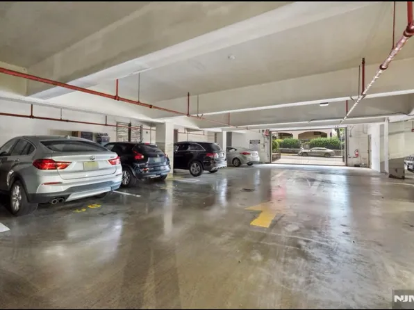 5711 Jefferson Street image 14 of 18