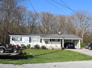 957 Allardt Hwy #957, Jamestown, TN 38556