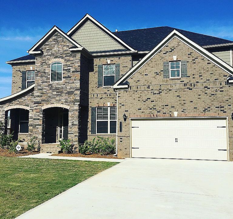 1st image of 264 Aylesbury Blvd