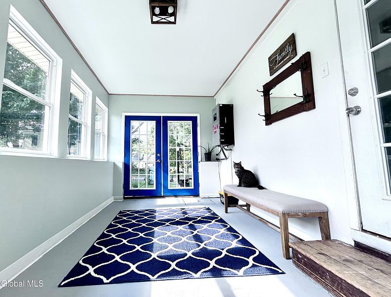 5th image of 127 Langley Road