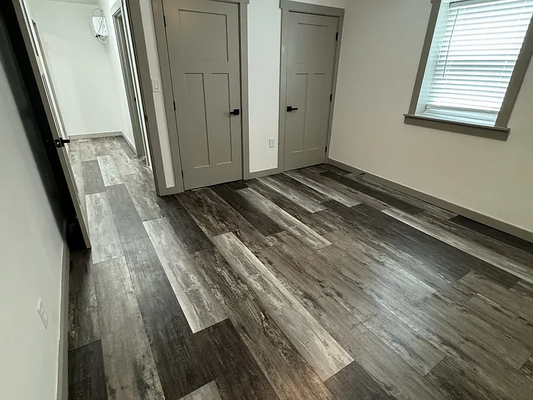 534 Lee St #11 — Photo 6
