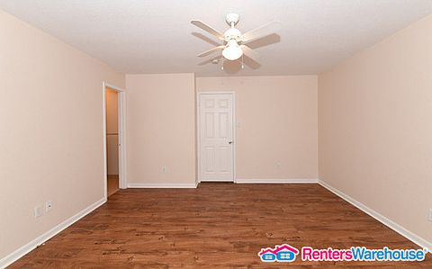 4th image of 21130 Allenham Ln