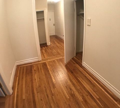 5th image of 3275 Bainbridge Ave #3