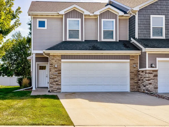 310 Larson Dr, Huxley, IA 50124