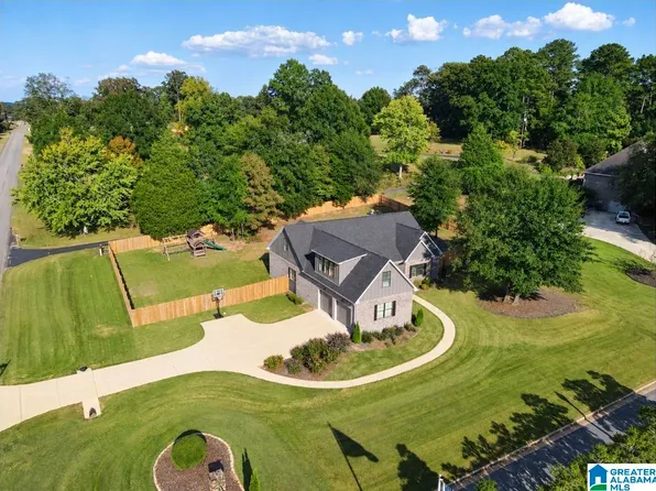 15 Old Road Way, Cropwell, AL 35054
