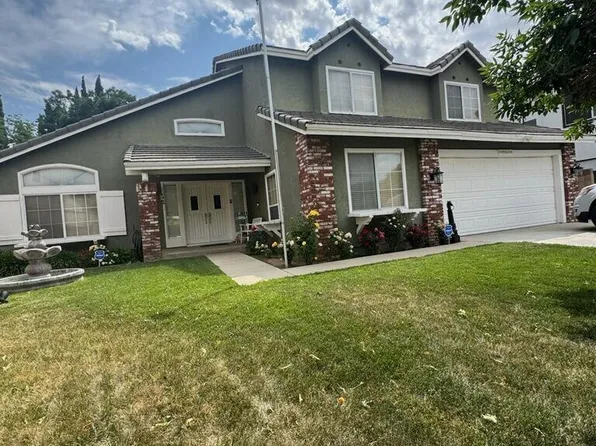 39520 Avignon Ln, Palmdale, CA 93551