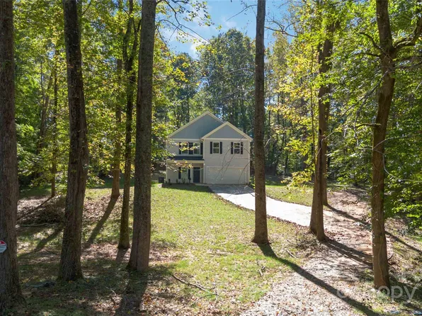 305 Saddlewood Dr, Gastonia, NC 28056