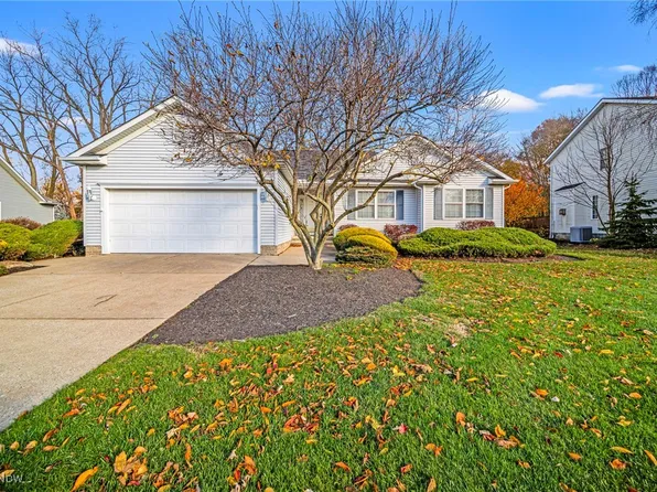 7339 Sharonlee Dr, Mentor, OH 44060