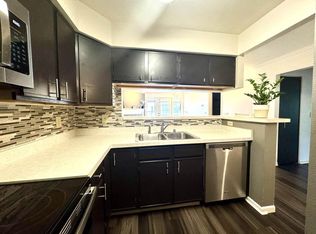 922 Harbor House Dr UNIT 4, Madison, WI 53719