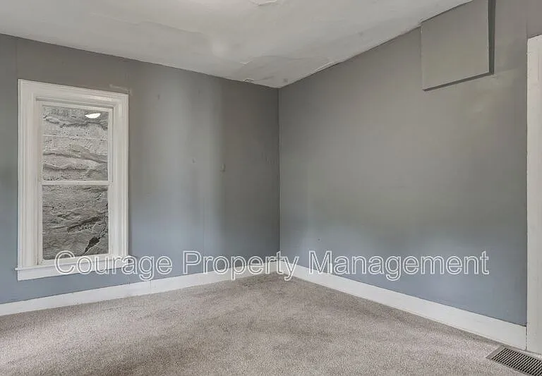 291 Sunset Dr #101 — Photo 13
